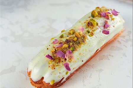 Эклер ванильный