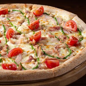 Пицца Копченый Цыпленок и Томаты Черри