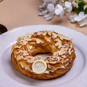 Пирожное Кольцо с творожным кремом