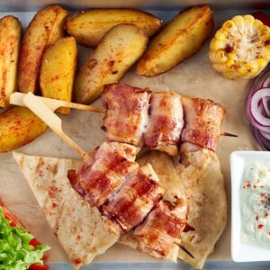 Мерида сувлаки из курицы в беконе XL