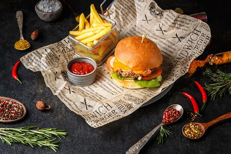 С говяжьей котлетой