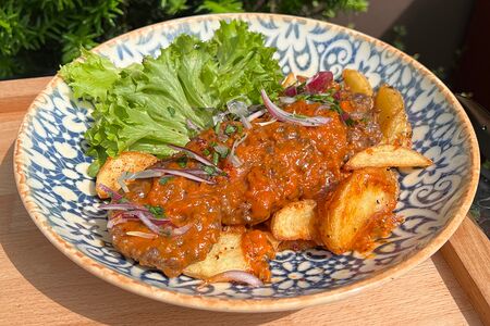 Котлетки Бейоглу с гарниром на выбор