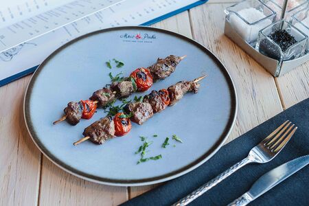 Мини-шашлычок из мраморной говядины