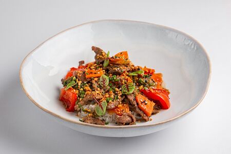 Говядина пульгоги с рисом и овощами