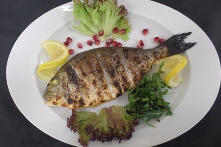 Дорадо на гриле