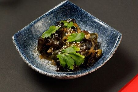 Древесные грибы по-сычуаньски