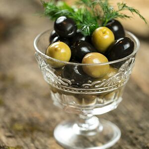 Маслины, оливки