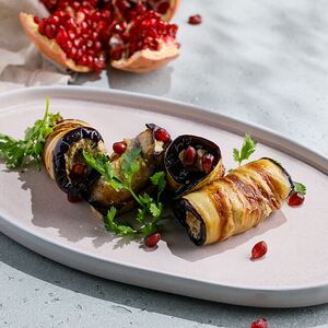 Рулетики из баклажана