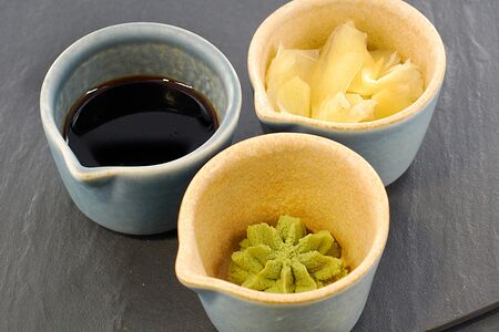 Имбирь, васаби, соевый соус