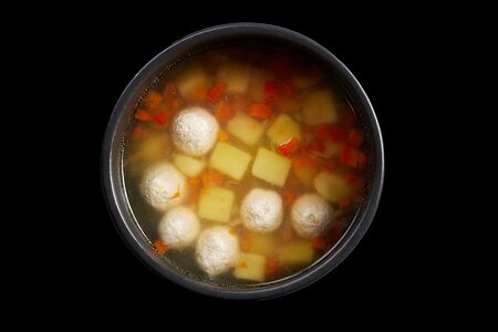 Картофельный суп с куриными фрикадельками