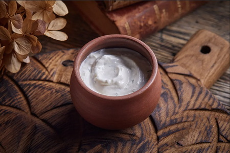 Мацони с зеленью