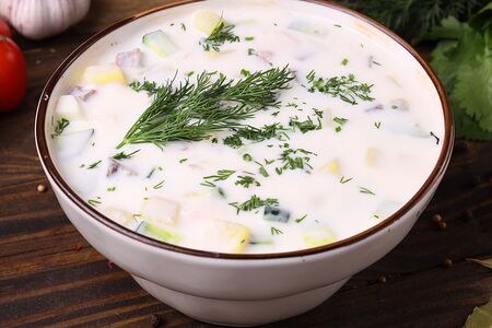 Окрошка с говядиной и курицей на кефире