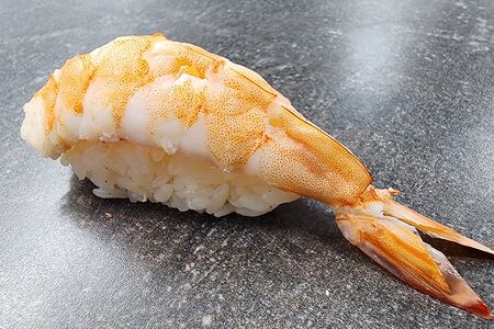 Суши с креветкой