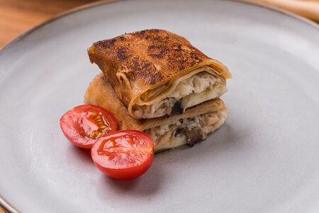 Блинчик с курицей и грибами, 1шт