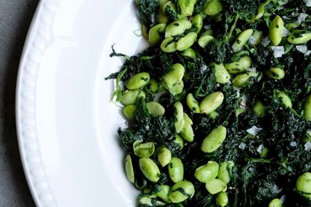 Шпинат с эдамамэ