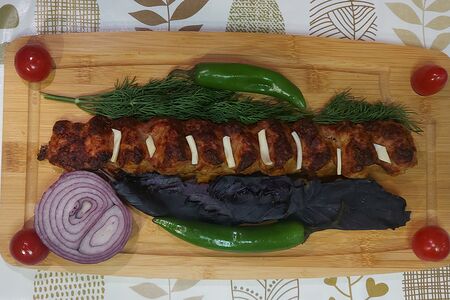 Люля-кебаб из курицы с сыром