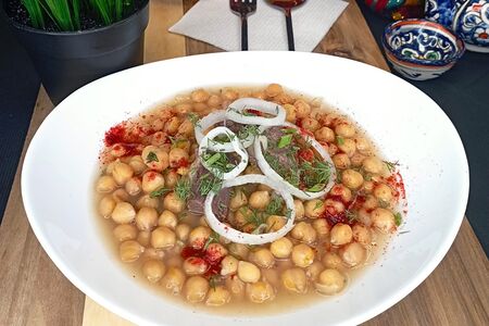 Нут с мясом