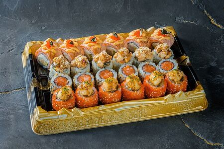 Сет для тех, кто любит лосось и угорь