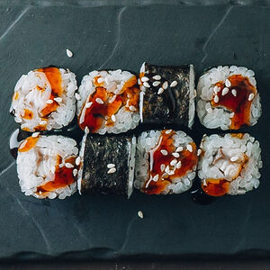 Мини с угрем