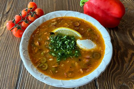 Солянка мясная сборная