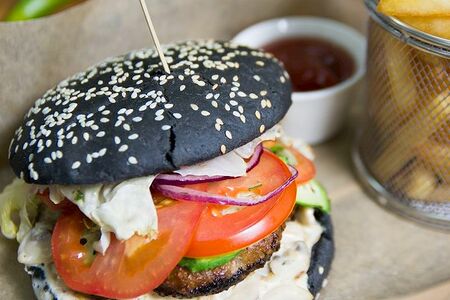 Бургер с бараниной