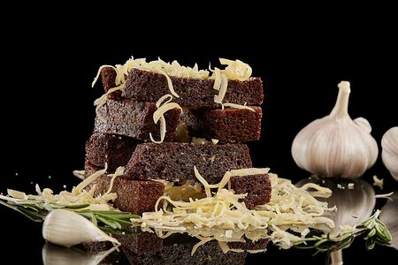 Гарлики с красным соусом