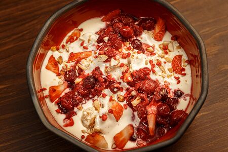 Миндальная Павлова с муссом из маскарпоне