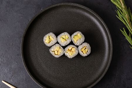 Авокадо маки