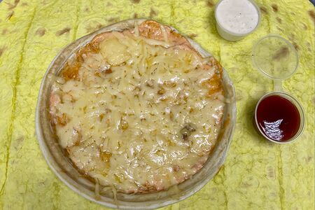 Пицца Сырная