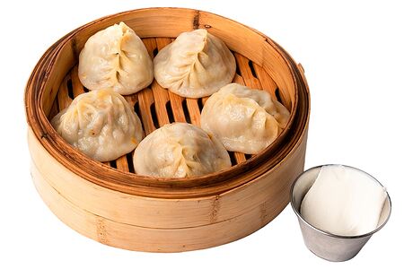 Манты с тыквой и мясом