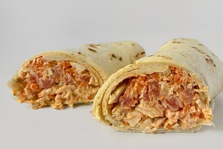 Шаурма с курицей и овощами