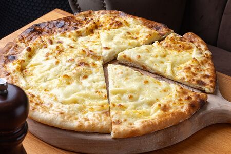 Хачапури по-мегрельски