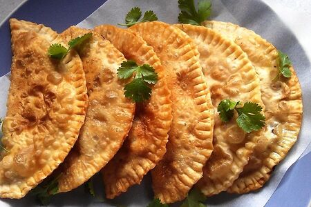 Чебурек с сыром
