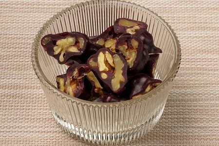 Чурчхела с грецким орехом