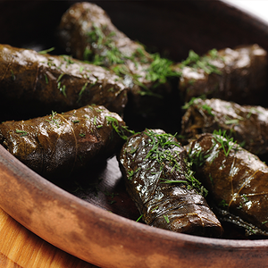 Долма из винoградных листьев