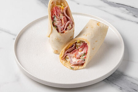 Ролл с говядиной