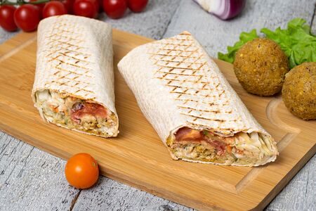 Шаурма с фалафелем