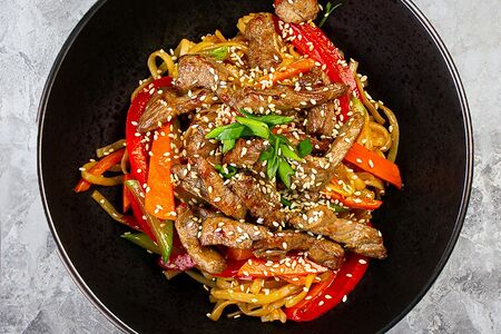 Лапша со свининой