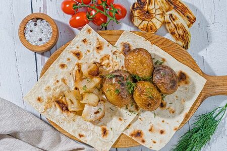 Картошка на мангале