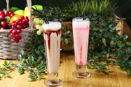 Клубничный милкшейк