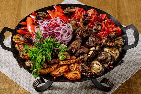 Садж с бараниной