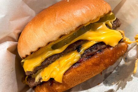 Двойной чизбургер