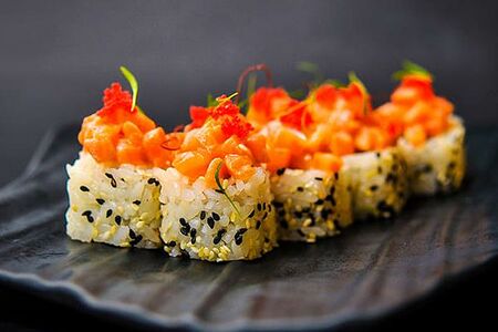 Тартар ролл с лососем