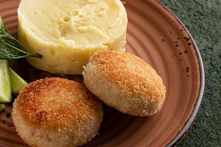 Куриные котлеты с пюре