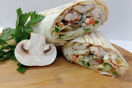 Шаурма куриная с трюфельным соусом