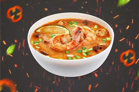 Том ям с морепродуктами