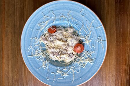 С курицей и грибами