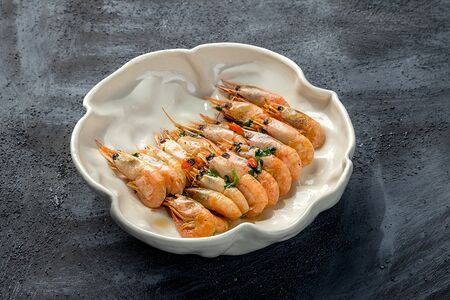 Креветки, томленные в пиве