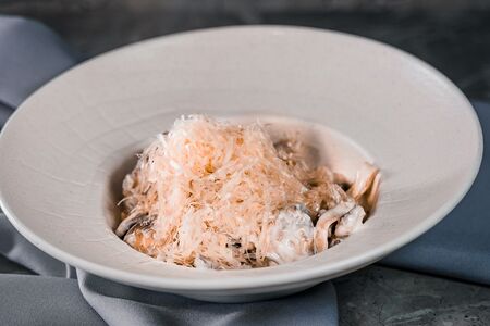 Феттуччине с цыпленком, грибами и пармезаном