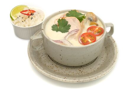 Суп Том Кха с курицей